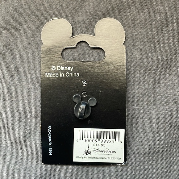 Disney Parks Mardi Gras 2016 Chip & Dale Pin LE 2000 - Picture 2 of 3